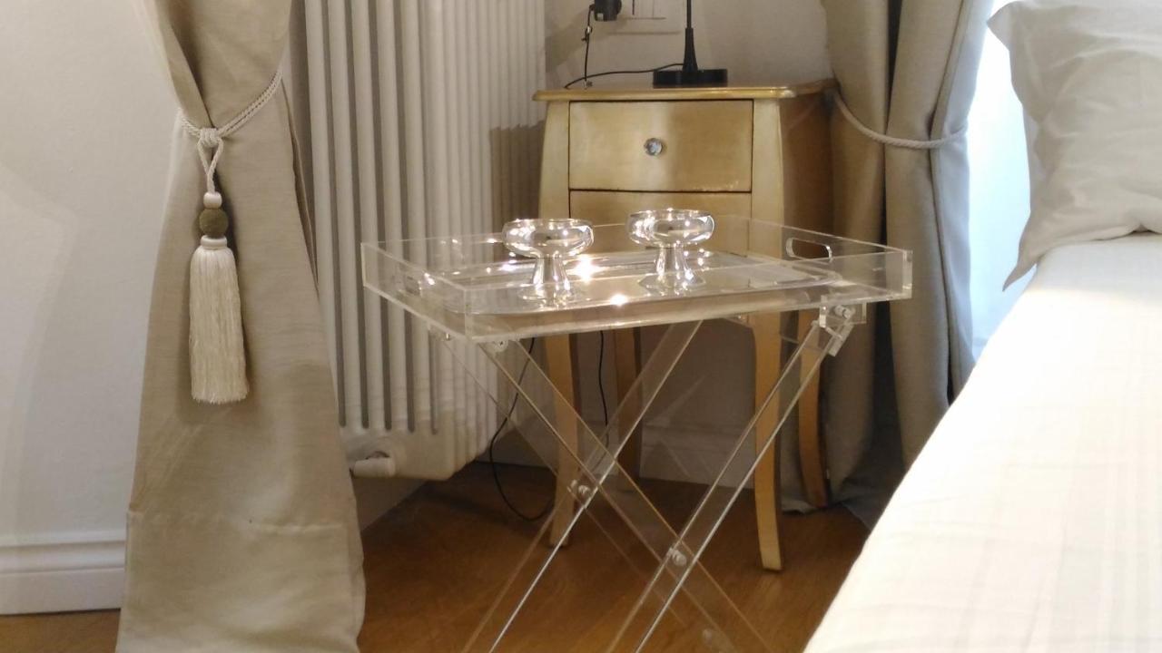 Piazza San Rocco Suite Art Verbania Esterno foto